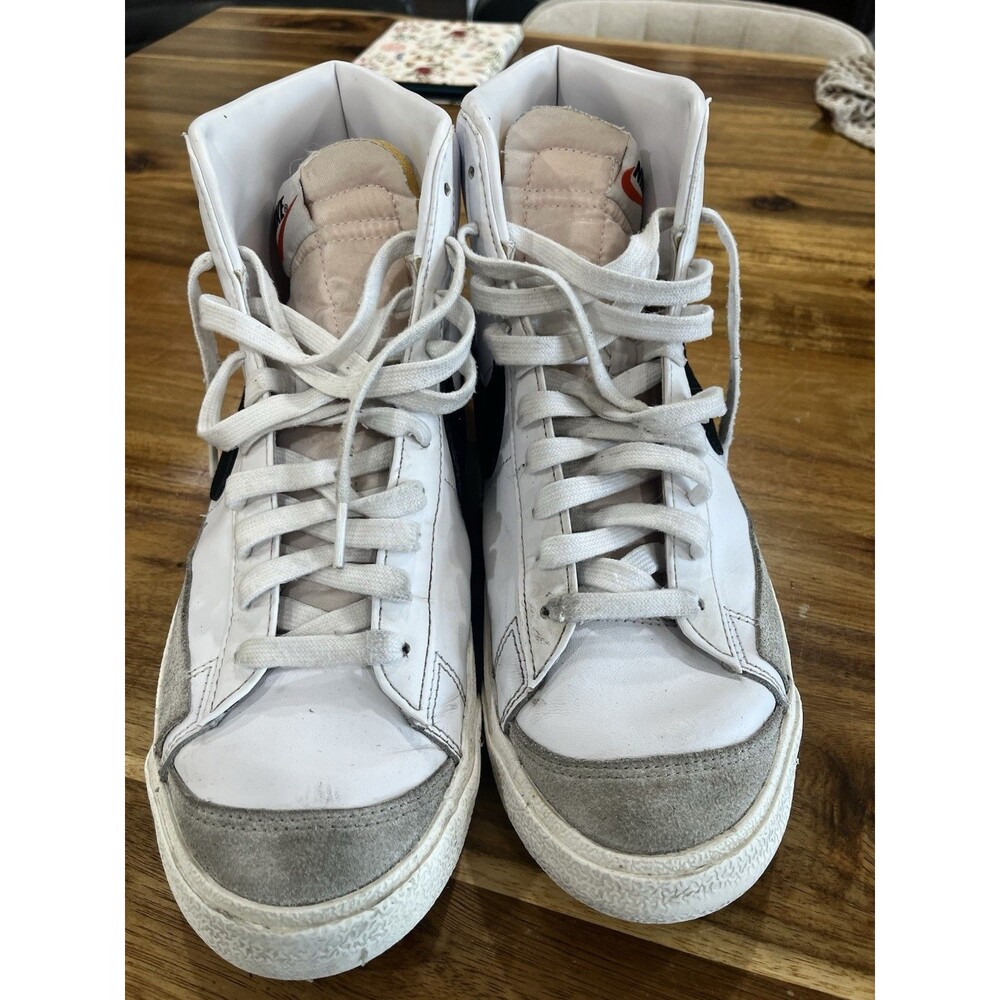 Nike Blazer Mid 77 Vintage White Black Gray BQ6806-100 Men’s 11 Women’s 12.5